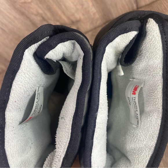 UGG Boots Toty Weather Unisex Size 4 Big Kids Black & Gray Waterproof Outdoors - Picture 8 of 10